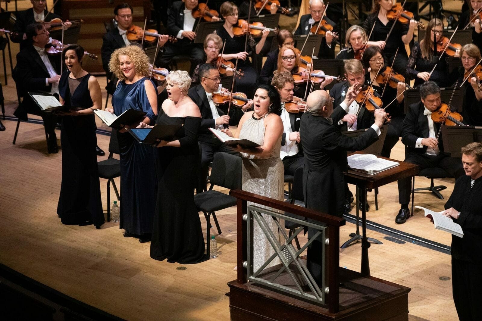 Robert Spano conducts Mahler's Eighth at Atlanta's Symphony Hall.