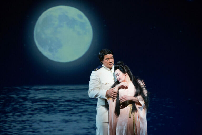 Madama Butterfly